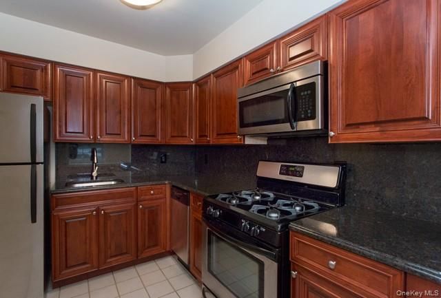 1775 Montauk Highway 1767, Moriches, NY 11955