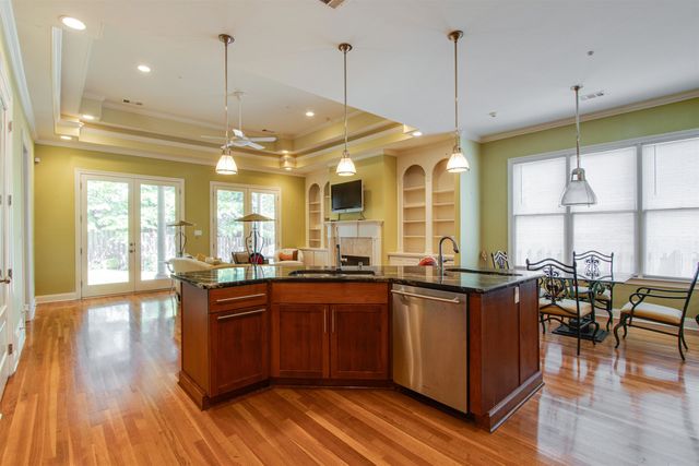 1621 LAWTON TRL, Germantown, TN 38138