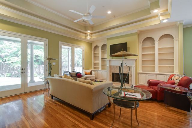 1621 LAWTON TRL, Germantown, TN 38138