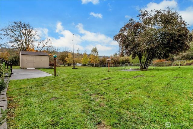 1450 SE Spruce Rd, Port Orchard, WA 98367