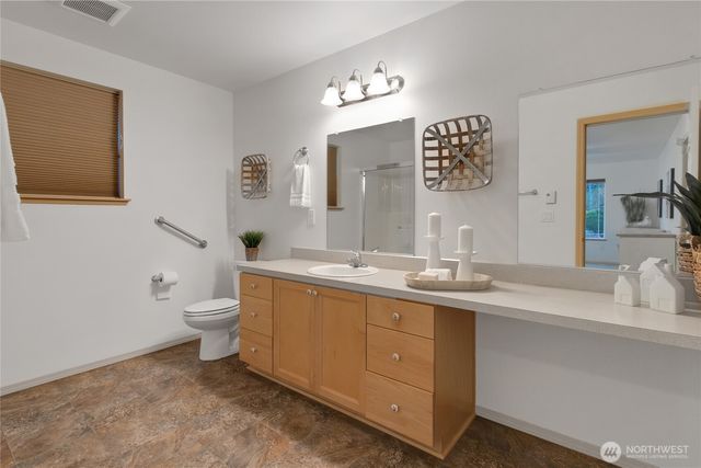 1450 SE Spruce Rd, Port Orchard, WA 98367