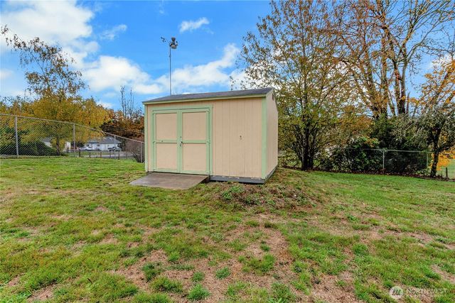 1450 SE Spruce Rd, Port Orchard, WA 98367