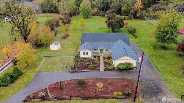 1450 SE Spruce Rd, Port Orchard, WA 98367