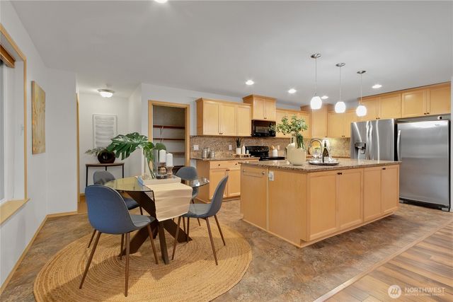 1450 SE Spruce Rd, Port Orchard, WA 98367