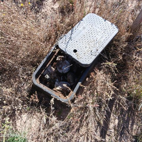 359 W LA JOLLA Lane 430, Paulden, AZ 86334