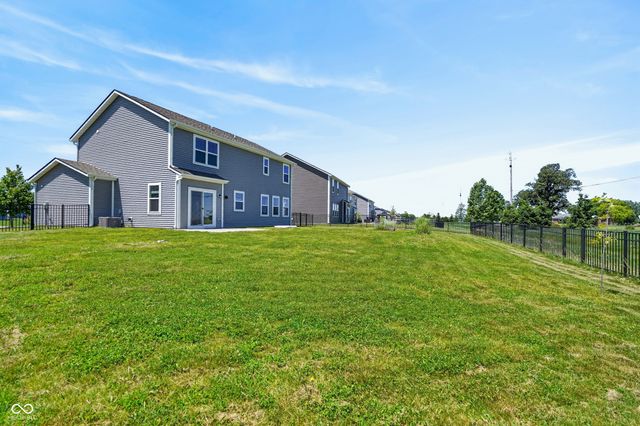10870 Sablecliff Way, Brownsburg, IN 46112