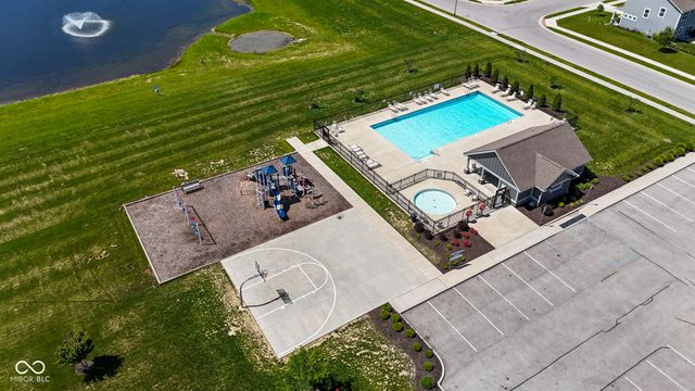 10870 Sablecliff Way, Brownsburg, IN 46112