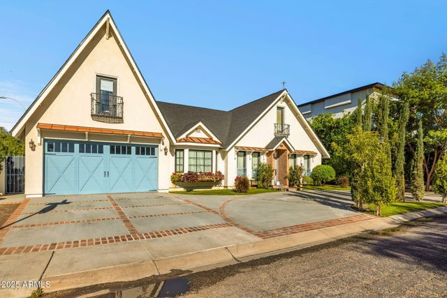 4402 E TURNEY Avenue, Phoenix, AZ 85018