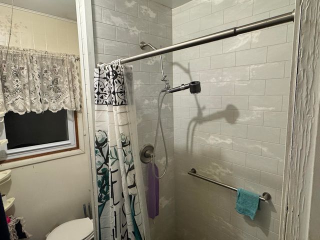 78 W John Street, Newaygo, MI 49337