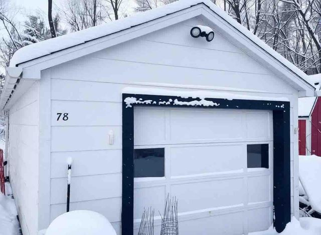 78 W John Street, Newaygo, MI 49337