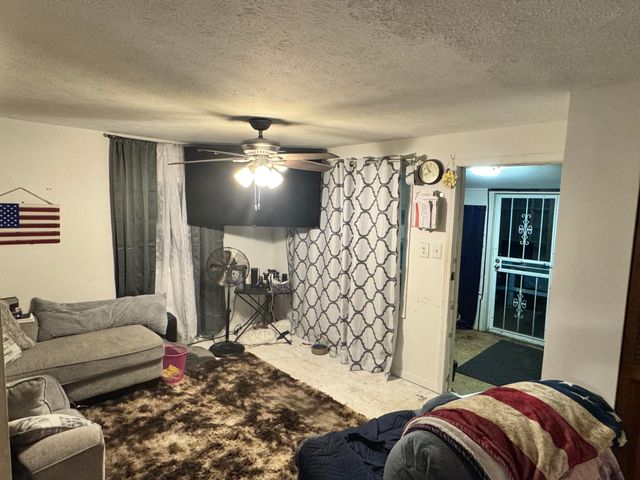 78 W John Street, Newaygo, MI 49337