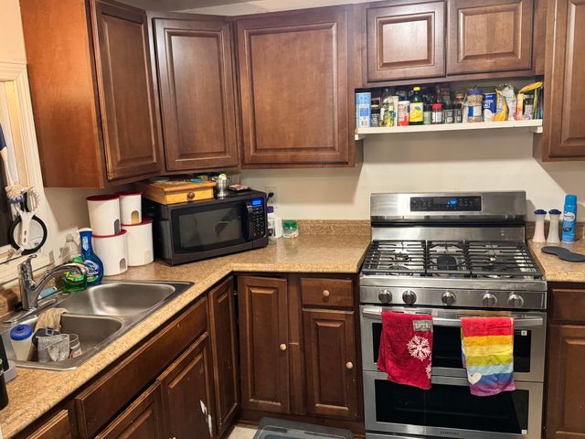 78 W John Street, Newaygo, MI 49337