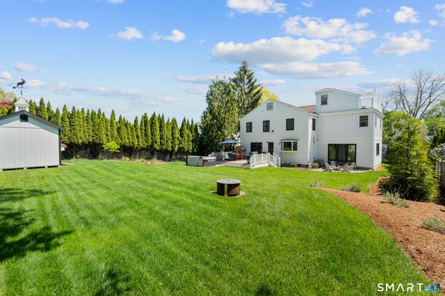82 Lee Drive, Fairfield, CT 06824