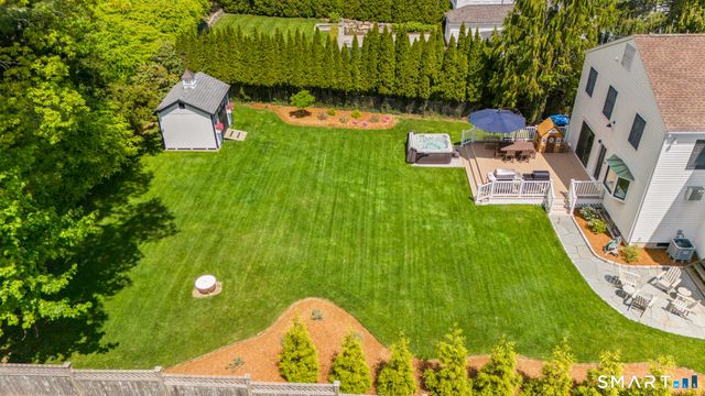 82 Lee Drive, Fairfield, CT 06824