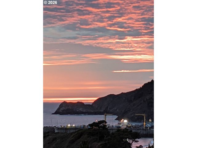 2 Highway 101, Port Orford, OR 97465