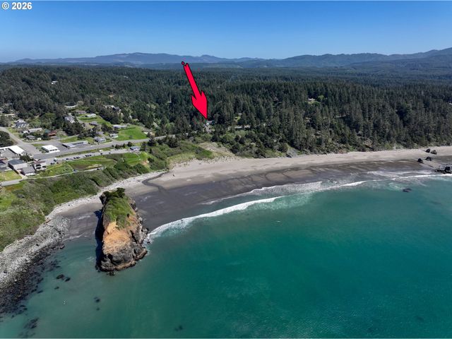 2 Highway 101, Port Orford, OR 97465