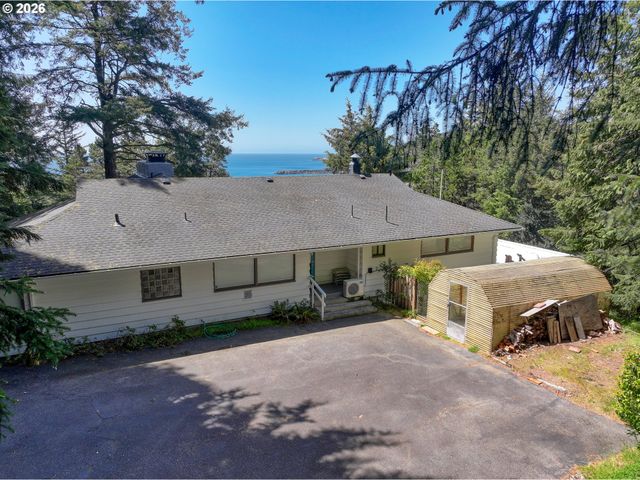 2 Highway 101, Port Orford, OR 97465