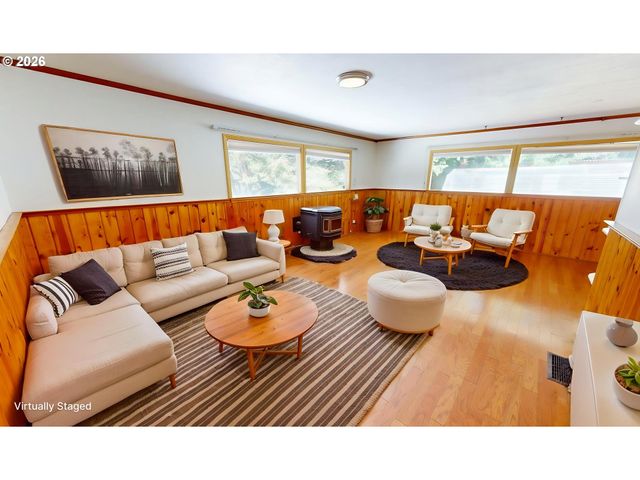 2 Highway 101, Port Orford, OR 97465