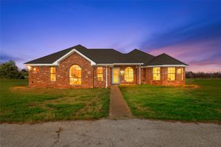 494 Westgate I Road, Eddy, TX 76524