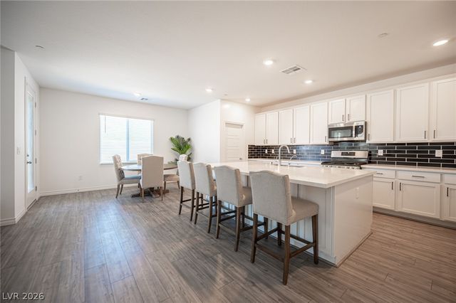 9804 Abel Cliff Street, Las Vegas, NV 89143