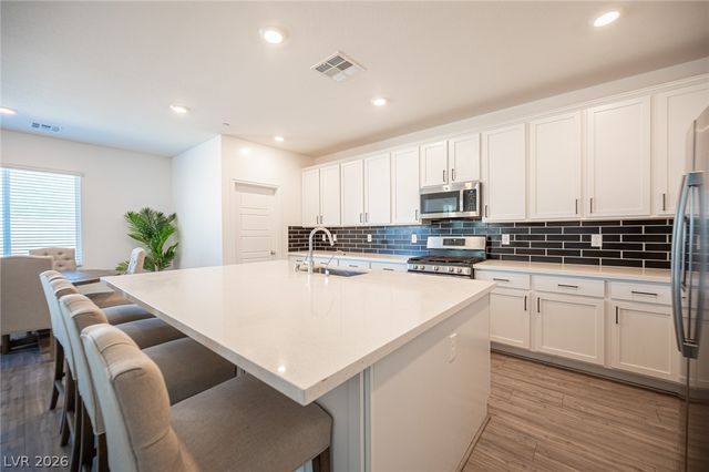9804 Abel Cliff Street, Las Vegas, NV 89143