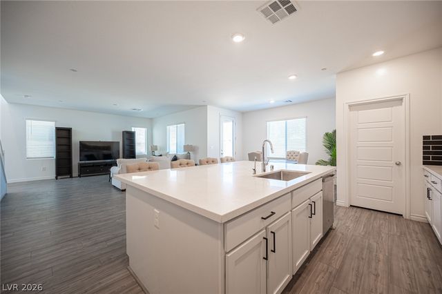 9804 Abel Cliff Street, Las Vegas, NV 89143
