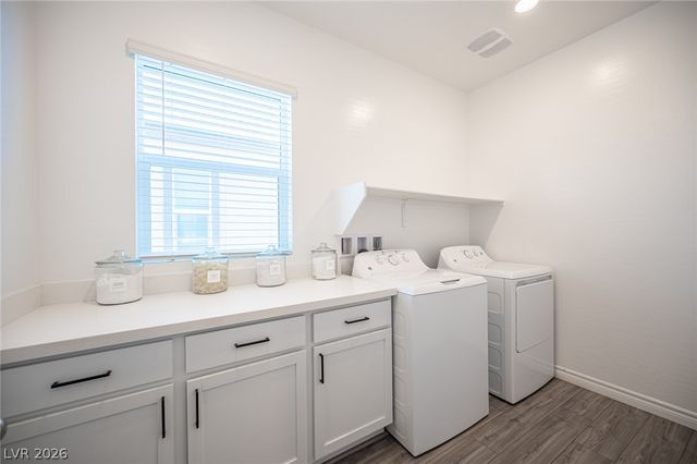 9804 Abel Cliff Street, Las Vegas, NV 89143
