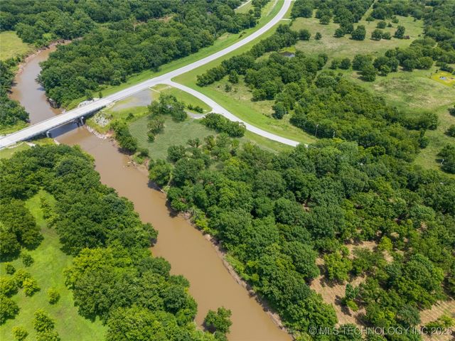 17102 S 129th East Avenue, Bixby, OK 74008