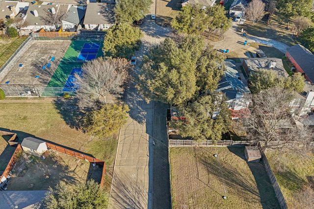 6814 Dolphin Circle, Rowlett, TX 75088