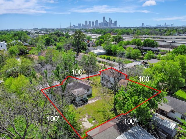 3105 & 3111 Florida Street, Houston, TX 77026