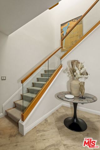 1611 Michael Lane, Pacific Palisades (los Angeles), CA 90272