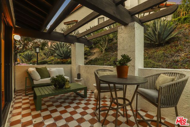 1611 Michael Lane, Pacific Palisades (los Angeles), CA 90272