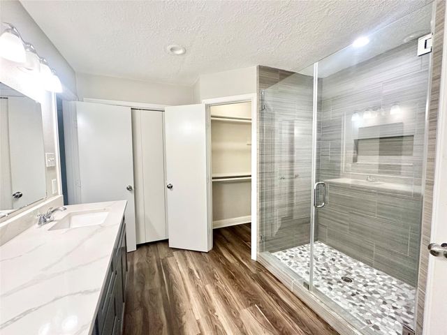 2523 Castle Place, Stafford, TX 77477