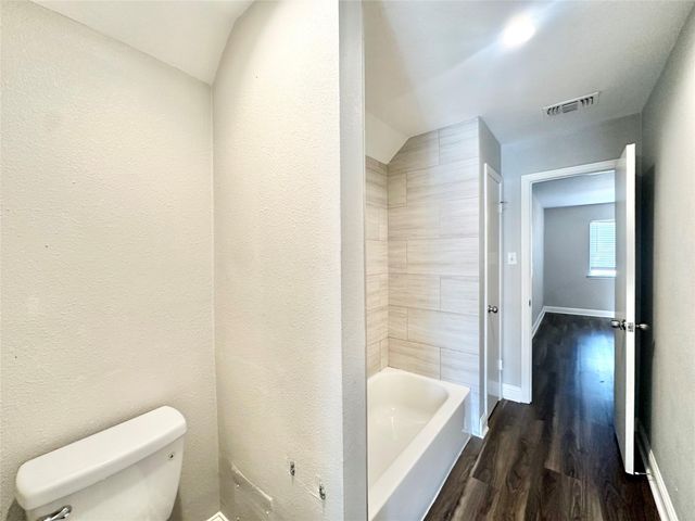 2523 Castle Place, Stafford, TX 77477