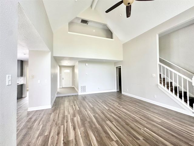 2523 Castle Place, Stafford, TX 77477