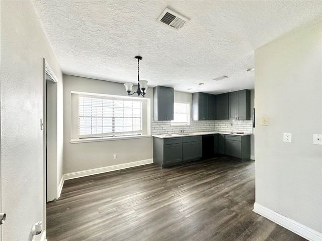2523 Castle Place, Stafford, TX 77477