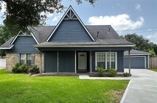2523 Castle Place, Stafford, TX 77477