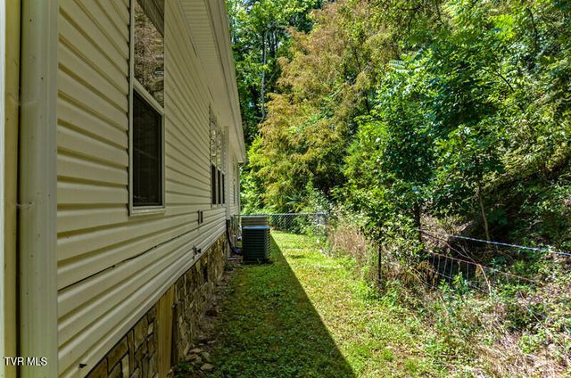 9514 Highway 11w, Mooresburg, TN 37811