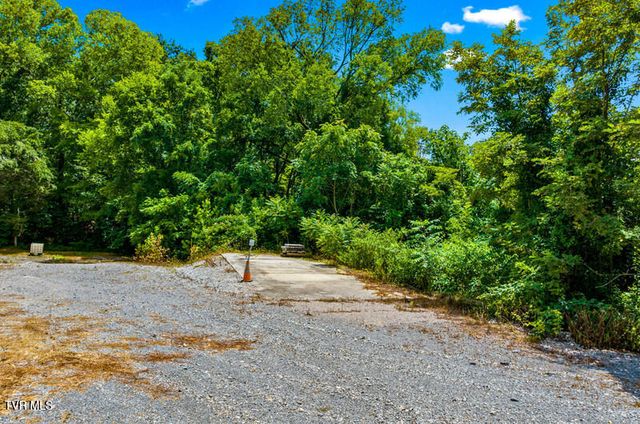 9514 Highway 11w, Mooresburg, TN 37811