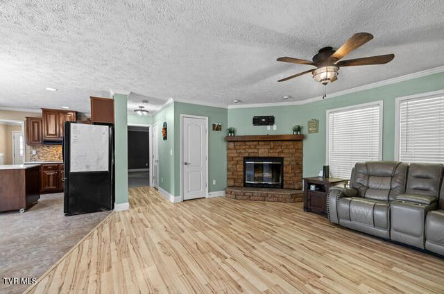 9514 Highway 11w, Mooresburg, TN 37811