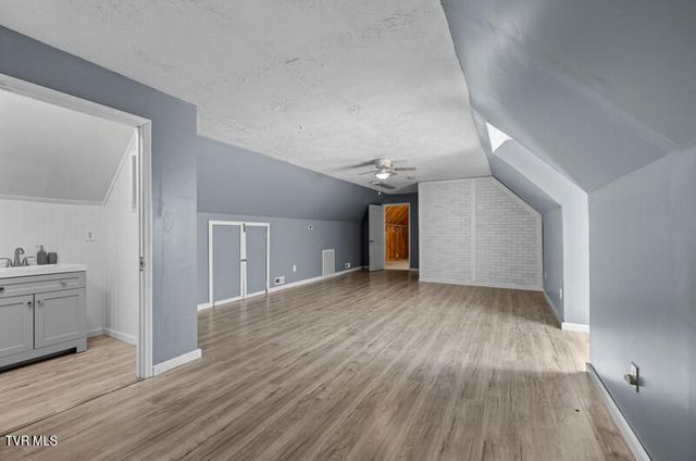 9514 Highway 11w, Mooresburg, TN 37811