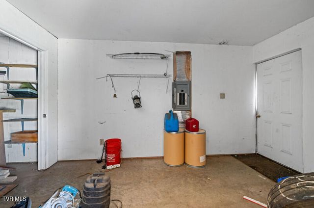 9514 Highway 11w, Mooresburg, TN 37811