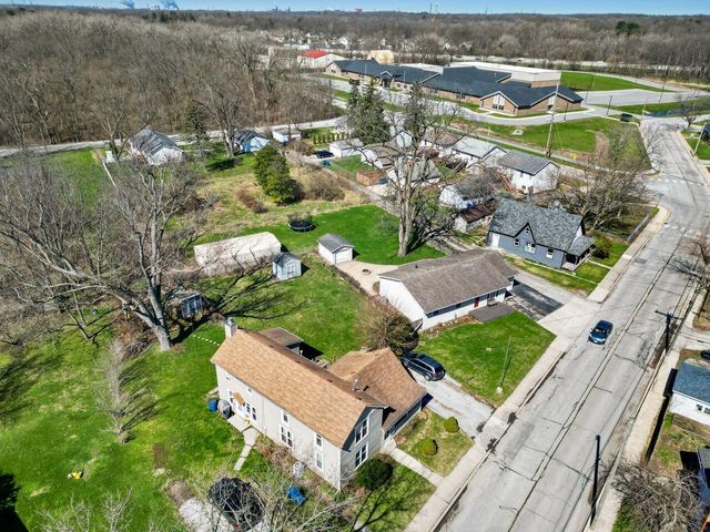 204 Wagner Road, Porter, IN 46304