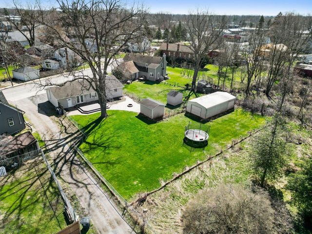 204 Wagner Road, Porter, IN 46304