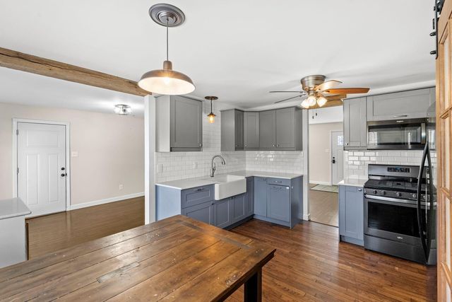 204 Wagner Road, Porter, IN 46304