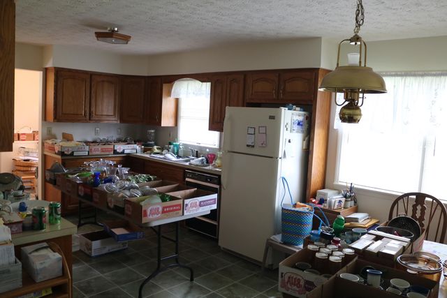 106 Clinton Drive, Paris, KY 40361