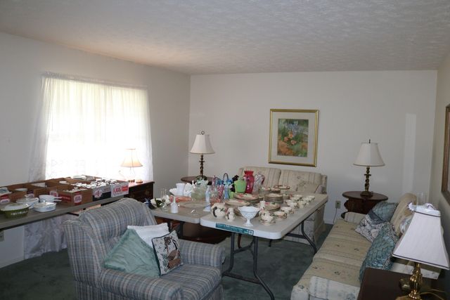 106 Clinton Drive, Paris, KY 40361