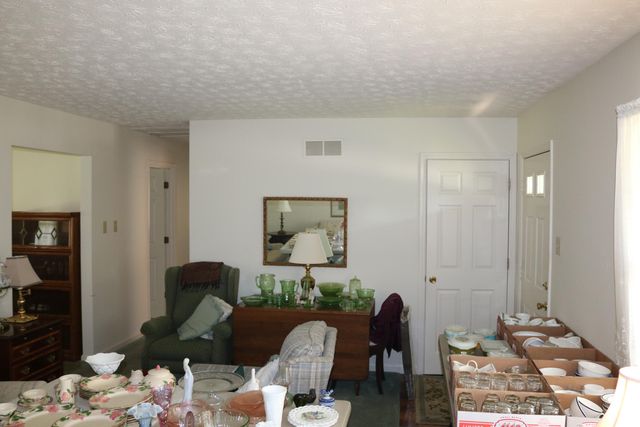 106 Clinton Drive, Paris, KY 40361