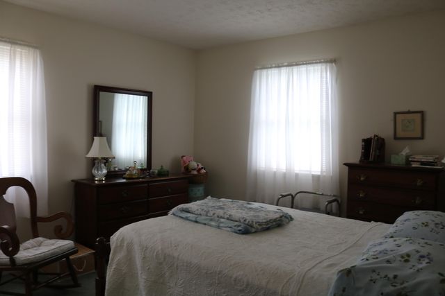 106 Clinton Drive, Paris, KY 40361