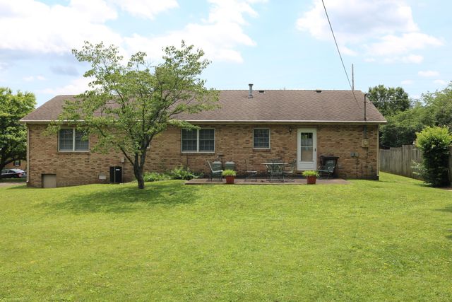 106 Clinton Drive, Paris, KY 40361